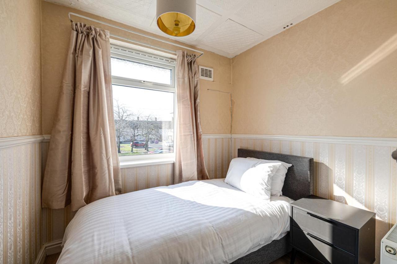 George Harrison'S Former 3Bed Home In Liverpool สปีค ภายนอก รูปภาพ